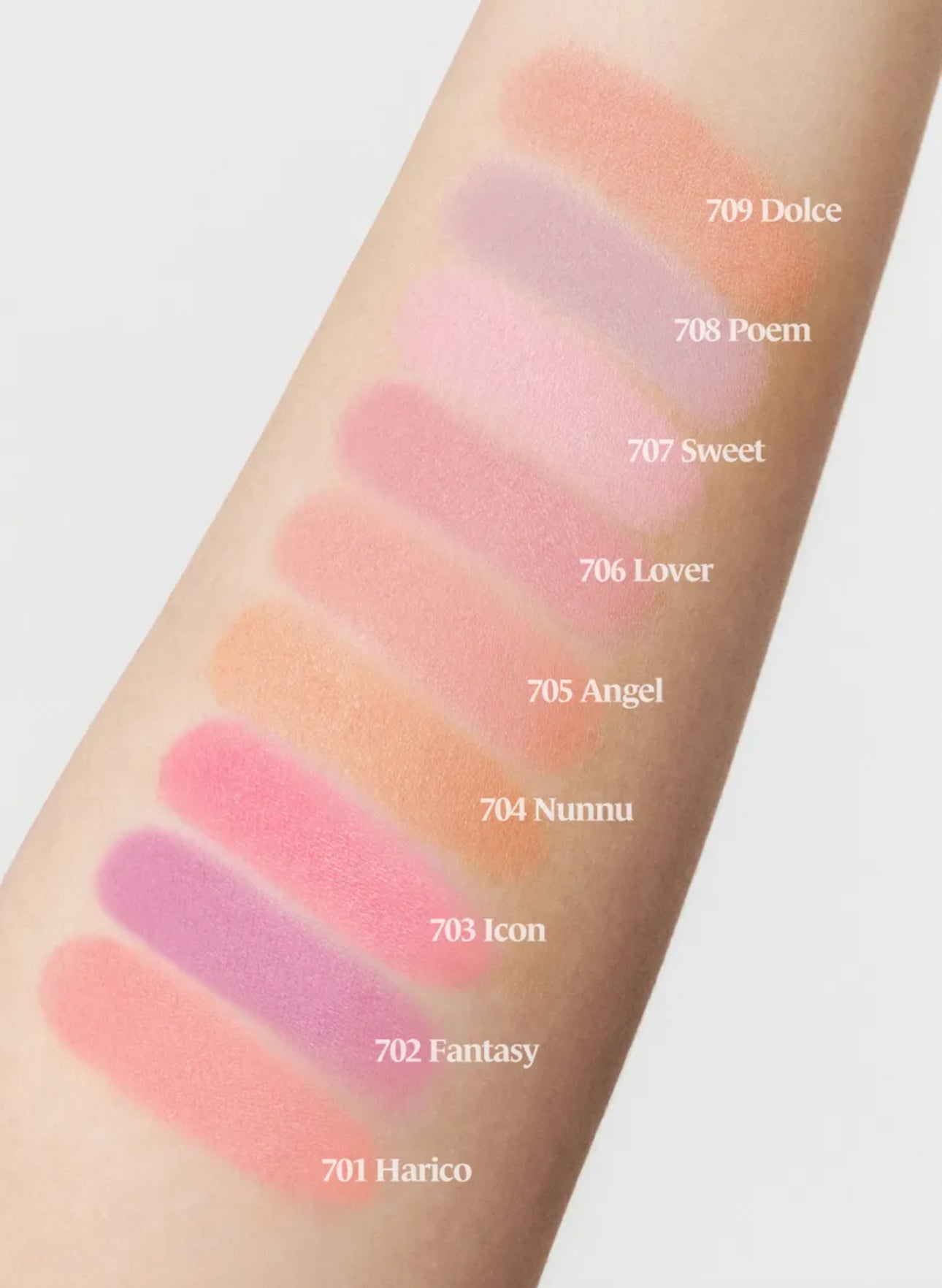 Laka Love Silk Blush – Lightweight, Buildable Color for a Soft, Natural Flush